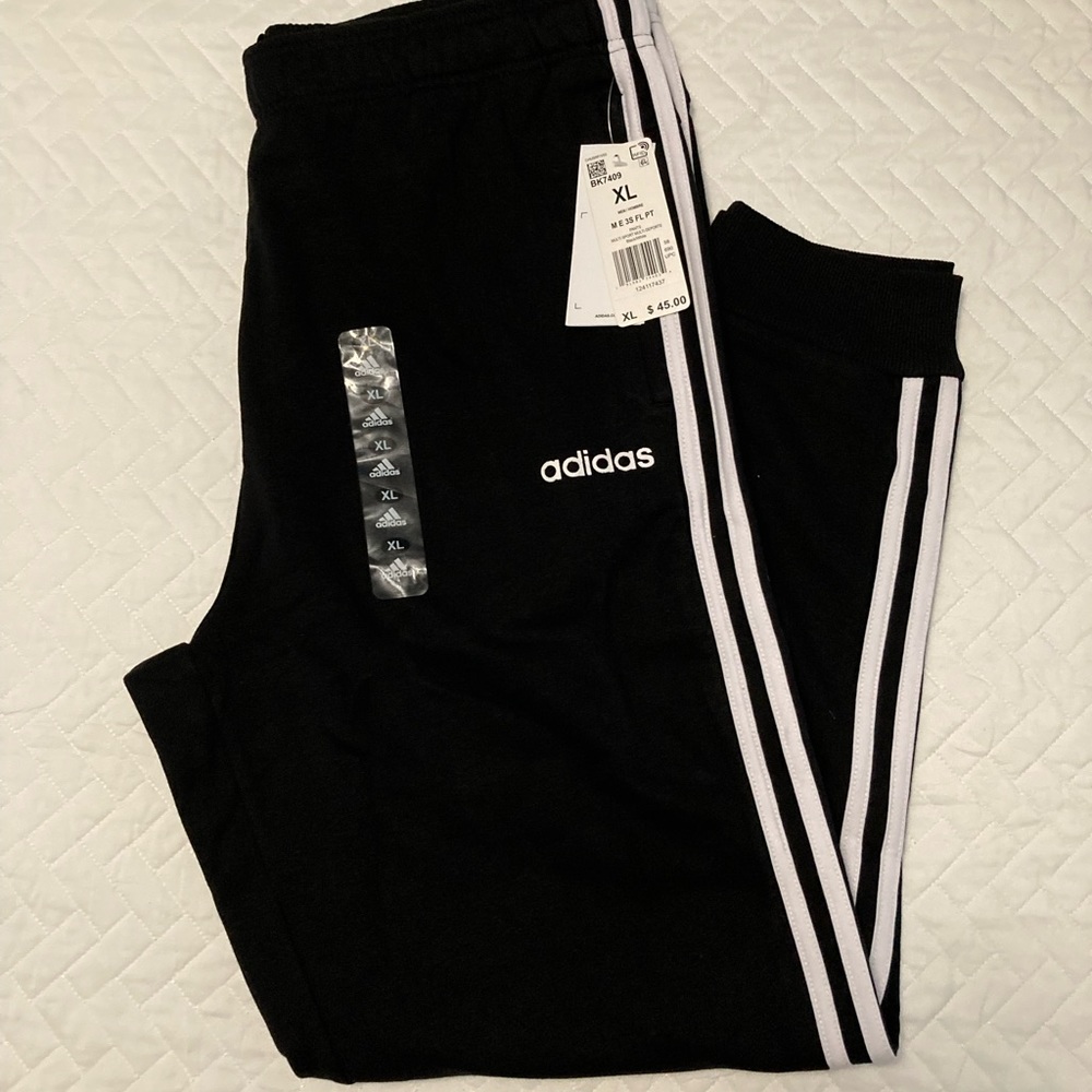 Men’s Adidas fleece joggers